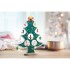 Houten kerstboom met decoratie